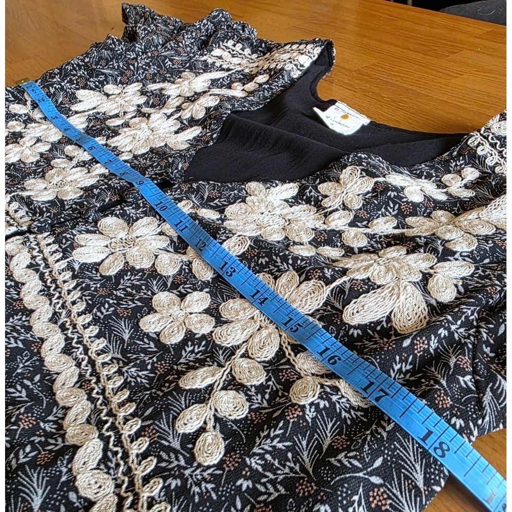By Together Womens Black Floral Embroidered Babydoll Top Boho Flutter Sleeve S - Picture 4 of 10